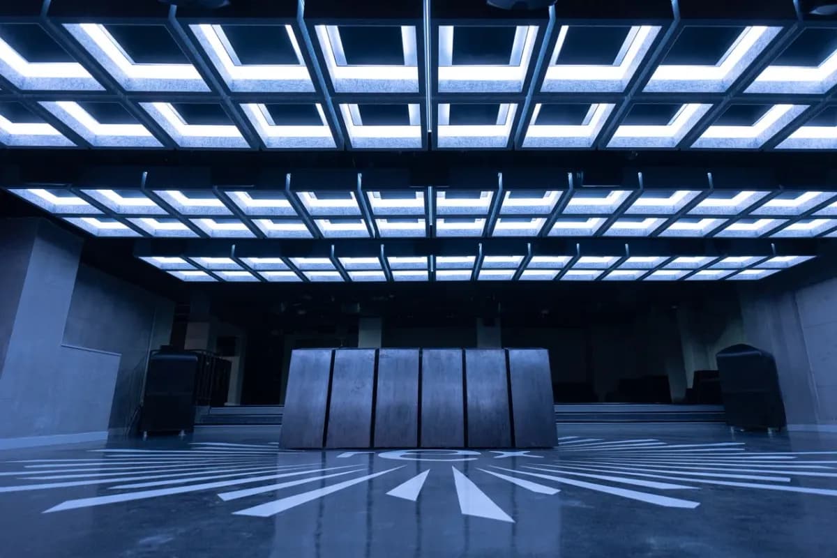 Article cover: France's 2026 House Underworld: Top 5 House Music Clubs